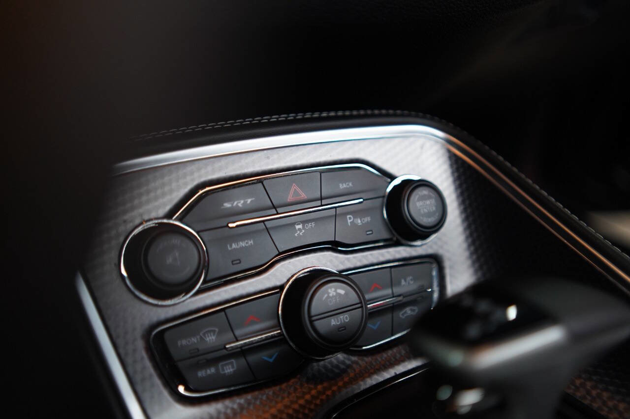 Used 2015 Dodge Challenger SRT Hellcat image 84