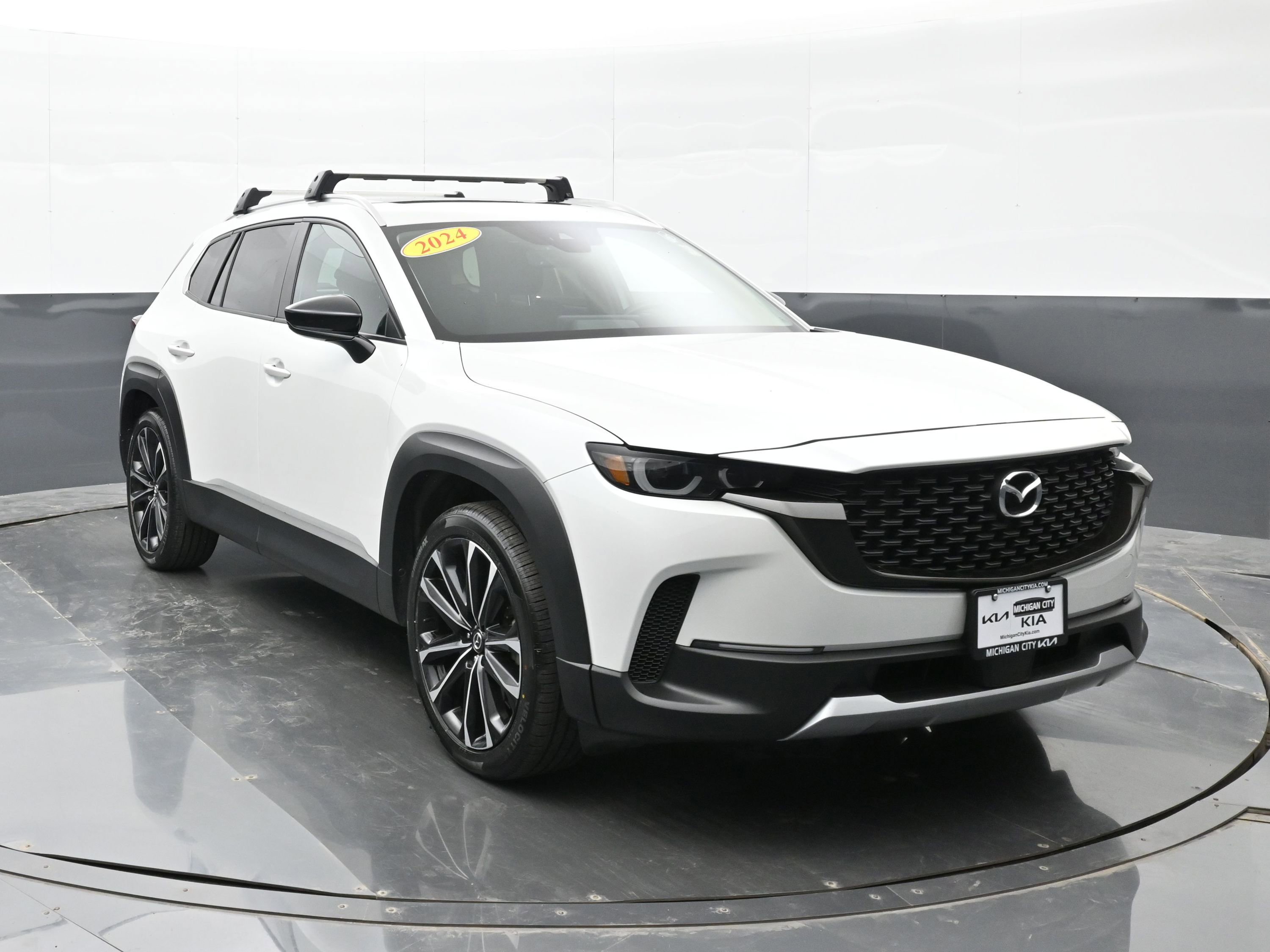 Used 2024 MAZDA CX-50 AWD 2.5 Turbo image 2