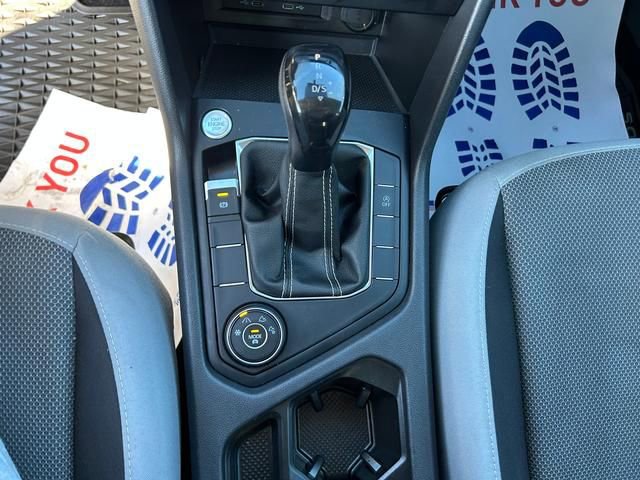 Used 2022 Volkswagen Taos S image 17