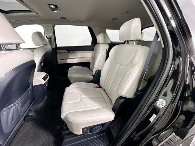 Used 2022 Hyundai Palisade SEL w/ Premium Package AWD/4WD image 4