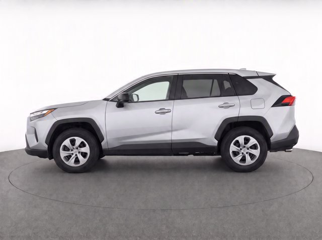 Used 2025 Toyota RAV4 LE AWD/4WD image 6
