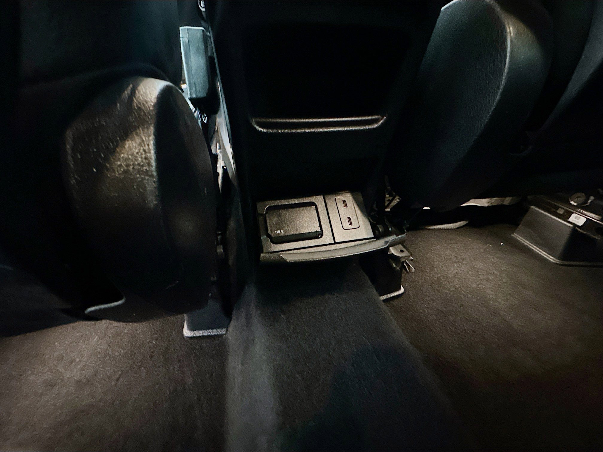 Certified 2021 Mercedes-Benz GLB 250 4MATIC image 25