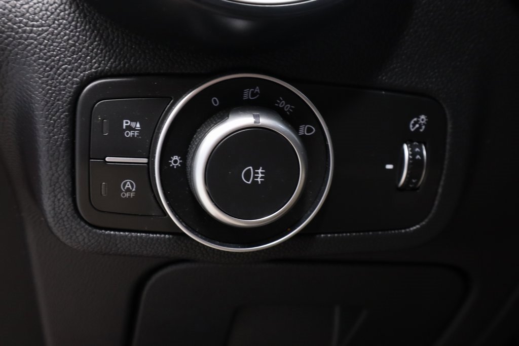 Used 2018 Alfa Romeo Stelvio Sport w/ Quick Order Package 22J Sport image 24