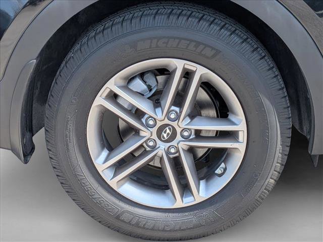 Used 2017 Hyundai Santa Fe Sport FWD image 6