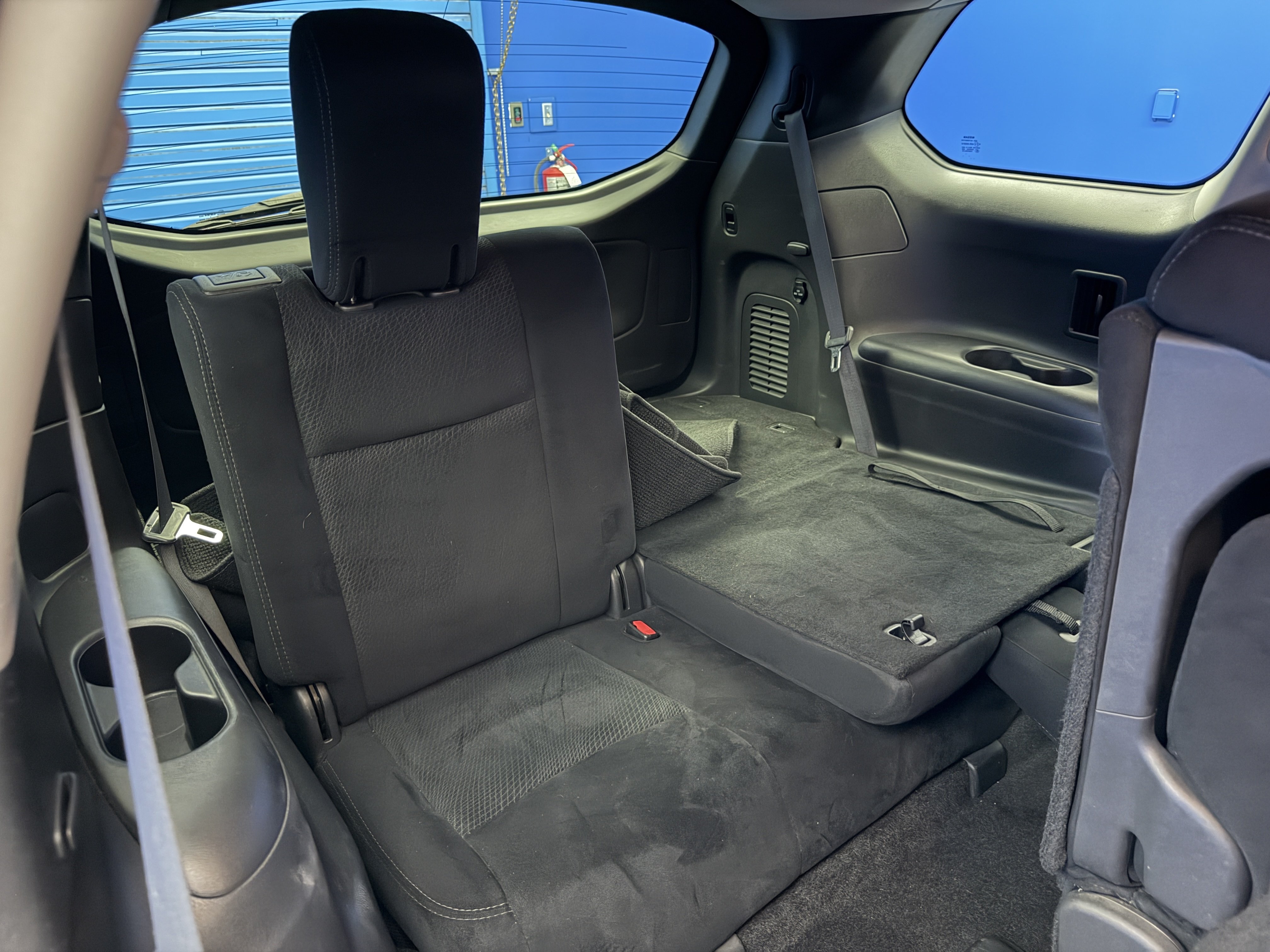 Used 2015 Nissan Pathfinder SV FWD image 26