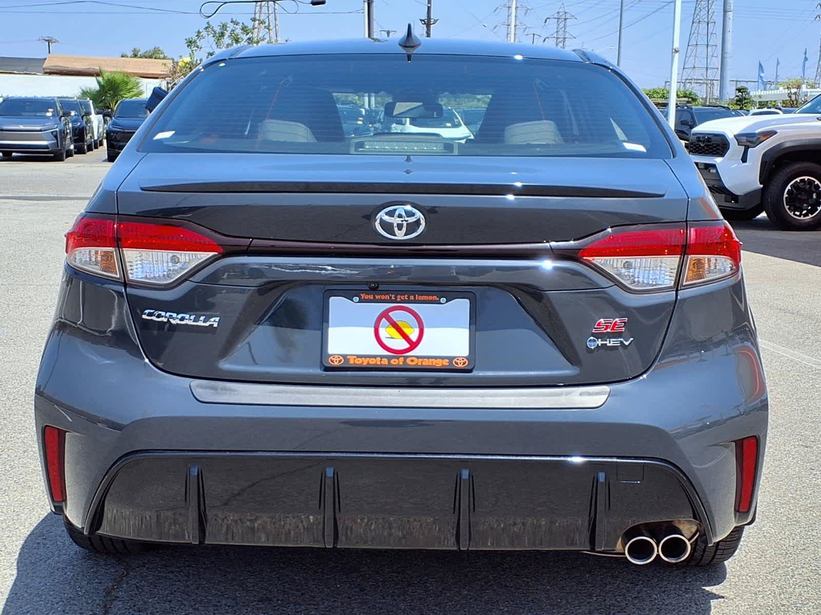 Certified 2026 Toyota Corolla SE FWD image 5