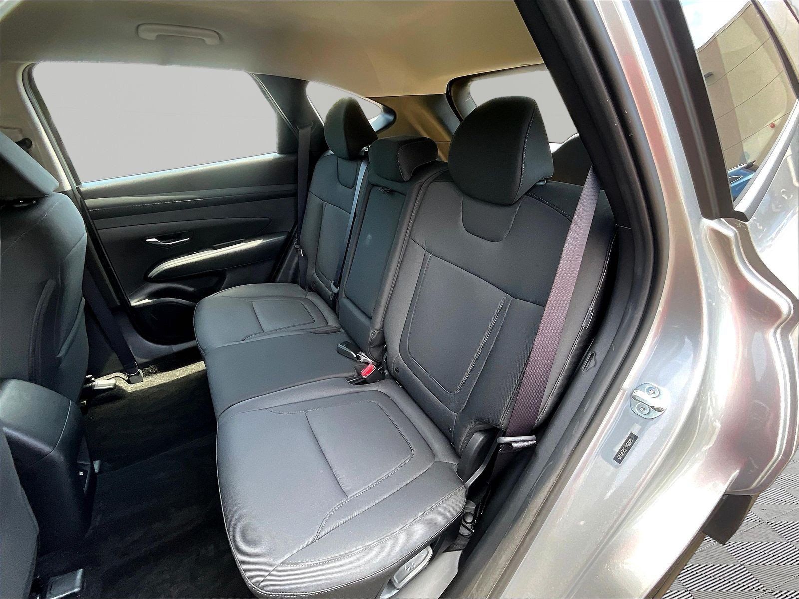 Certified 2025 Hyundai Tucson SE FWD image 22