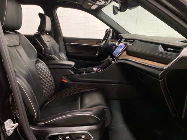 Used 2022 Jeep Grand Cherokee Summit image 23