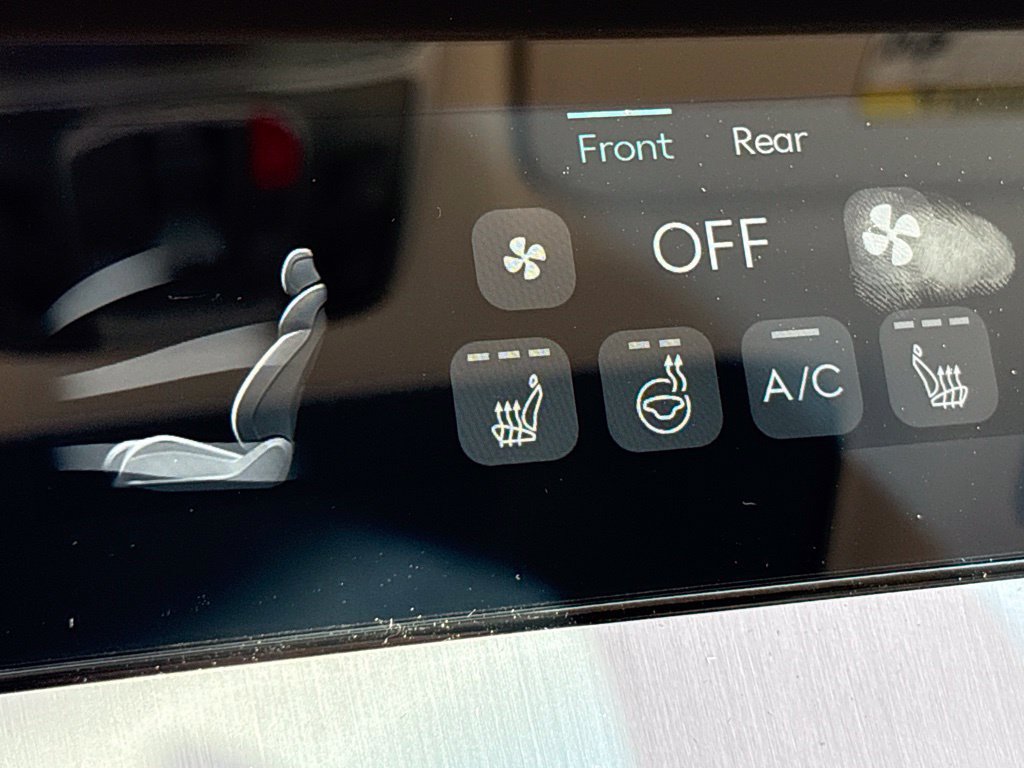 New 2027 Genesis GV70 2.5T Select AWD/4WD image 19
