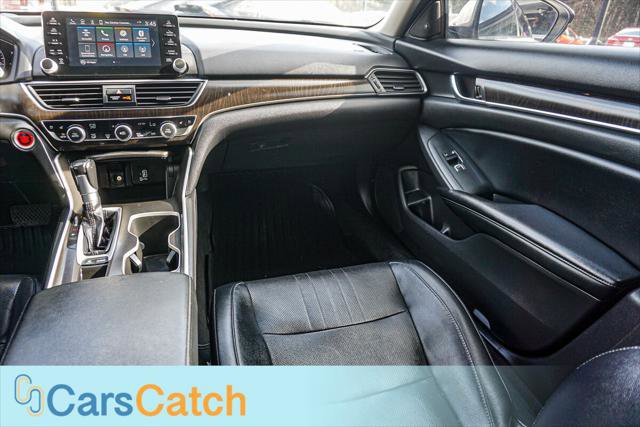 Used 2018 Honda Accord Touring image 25