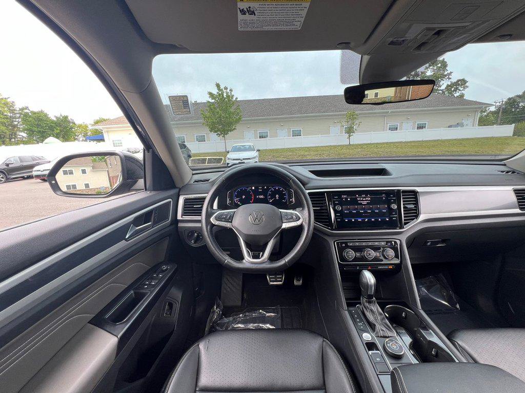 Certified 2021 Volkswagen Atlas SEL R-Line AWD/4WD image 21