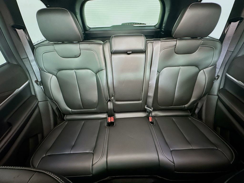 New 2026 Jeep Grand Cherokee Limited AWD/4WD image 10