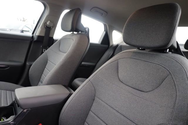 Used 2025 Kia K4 EX image 20