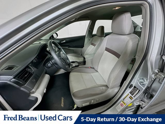 Used 2012 Toyota Camry LE FWD image 25