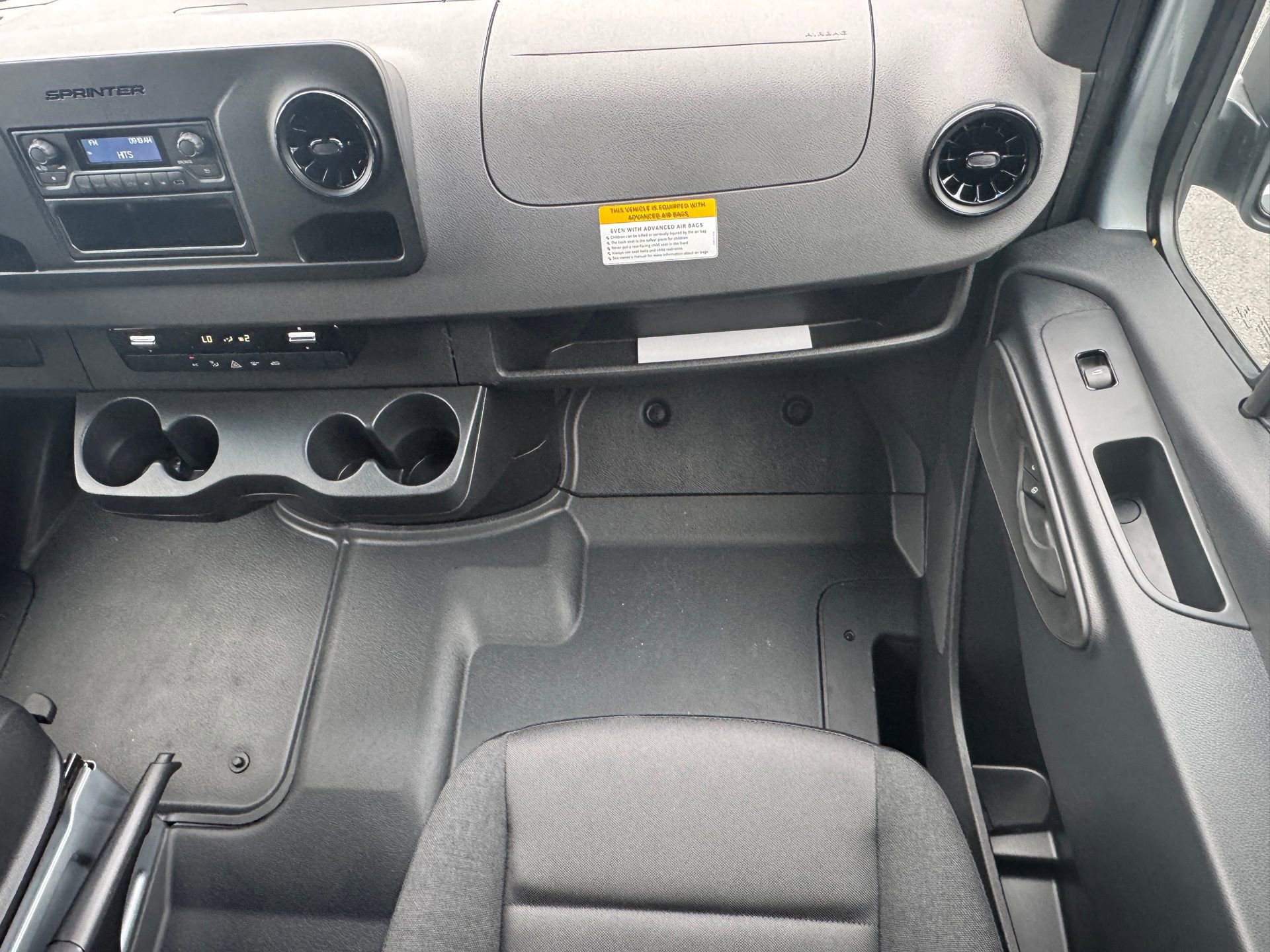 New 2025 Mercedes-Benz Sprinter 2500 image 18