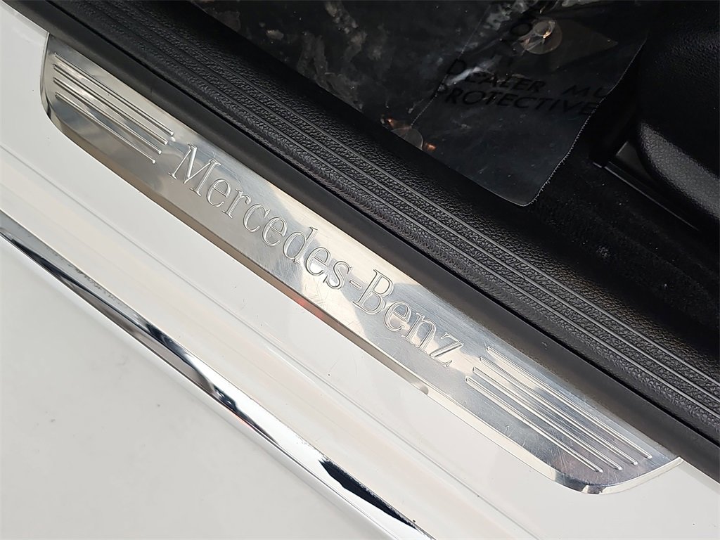 Used 2015 Mercedes-Benz C 300 Sedan image 34