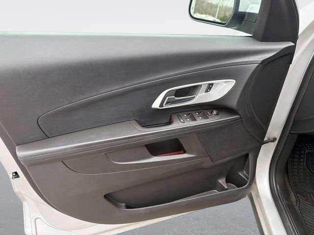 Used 2016 Chevrolet Equinox LT image 17