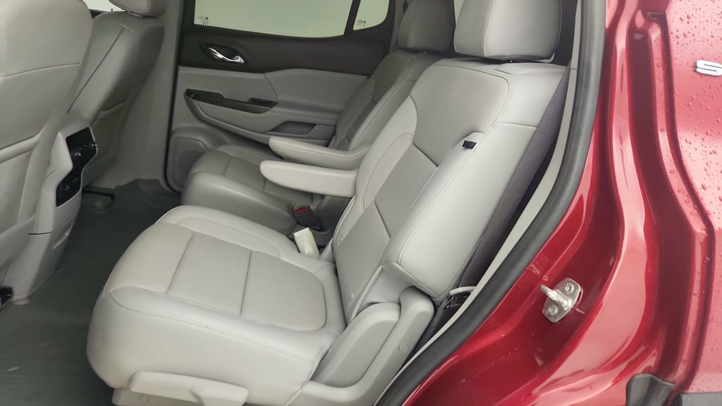 Used 2020 GMC Acadia SLT w/ Driver Alert Package II FWD image 26