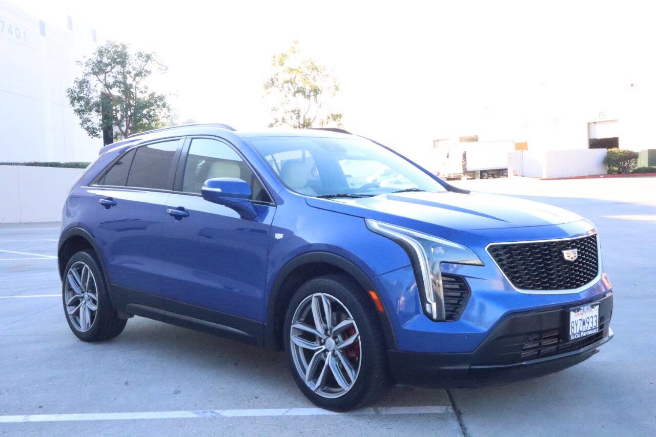 Used 2021 Cadillac XT4 Sport image 2
