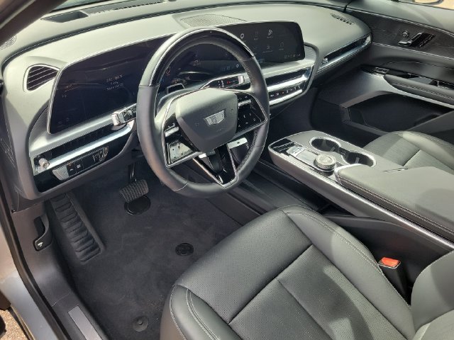 Certified 2024 Cadillac Lyriq Sport RWD image 6
