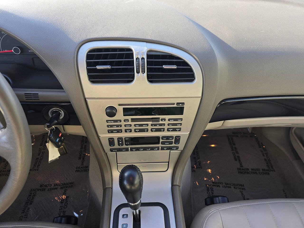 Used 2004 Lincoln LS image 33