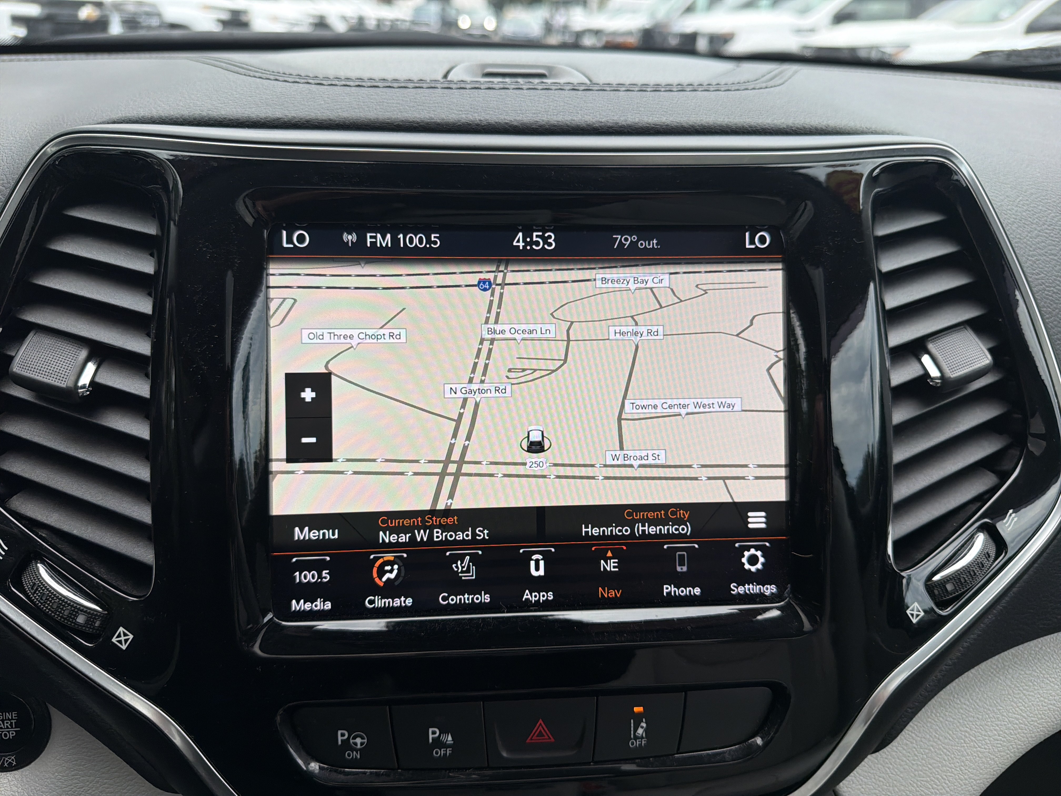 Used 2020 Jeep Cherokee Limited w/ Technology Group FWD image 24