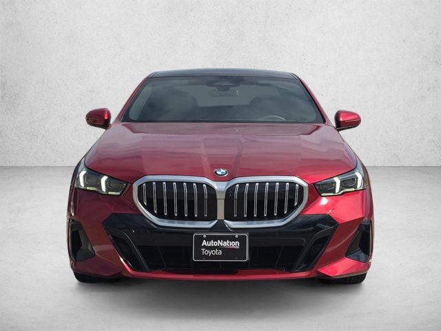 Used 2024 BMW 540i xDrive w/ Executive Package AWD/4WD image 2