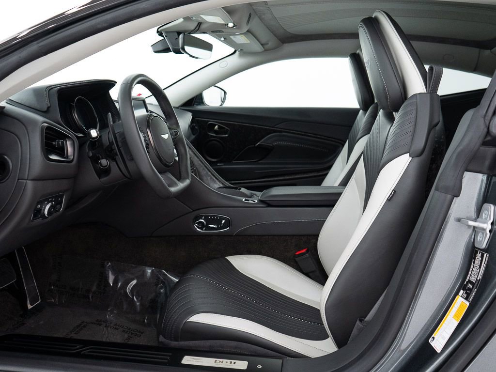 Used 2023 Aston Martin DB11 V12 image 15