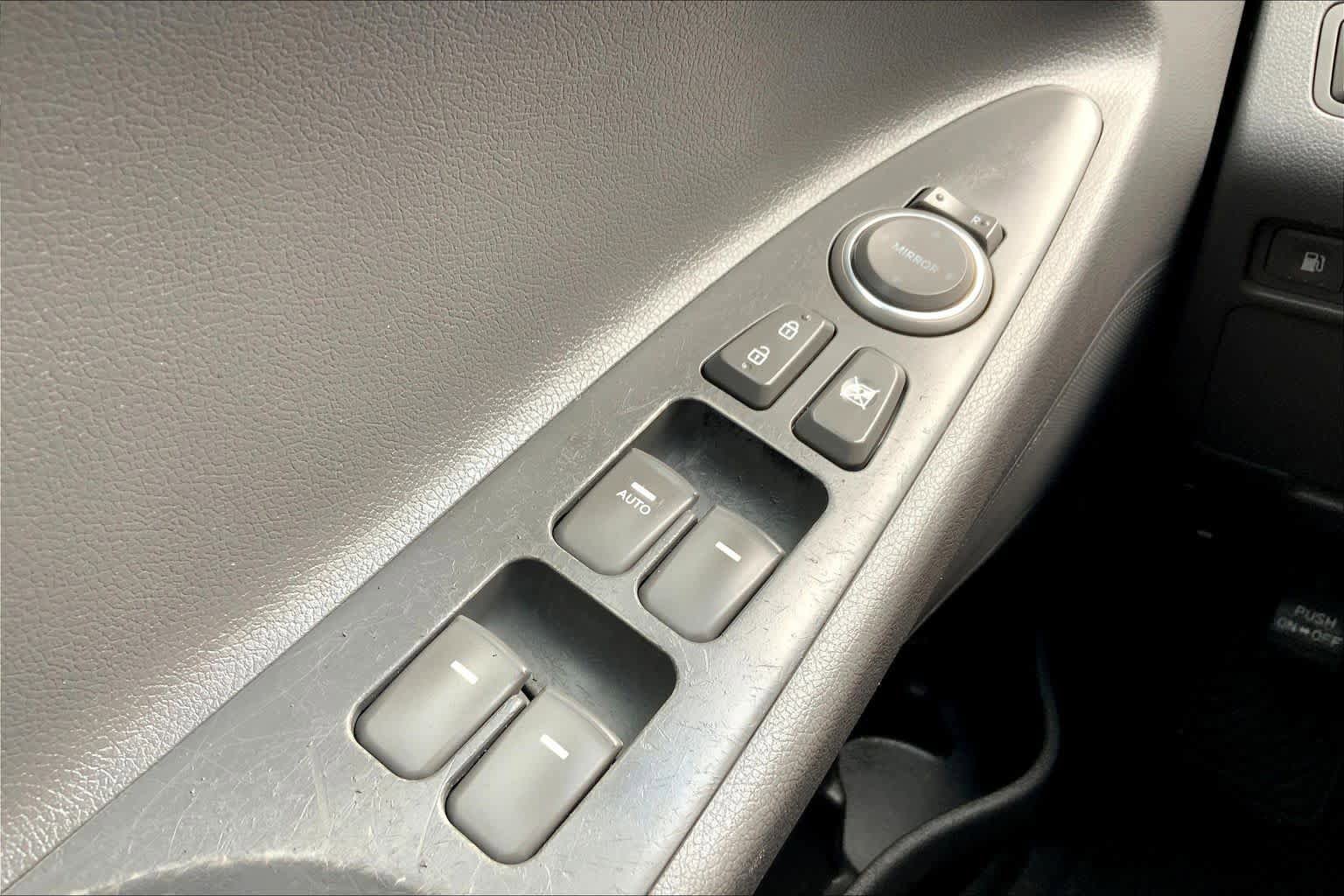 Used 2013 Hyundai Sonata GLS image 33