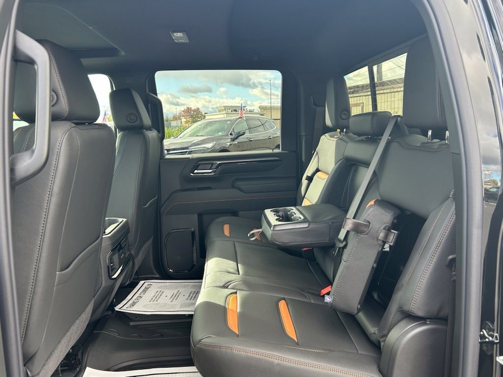 New 2026 GMC Sierra 2500 AT4 w/ AT4 Premium Plus Package AWD/4WD image 23