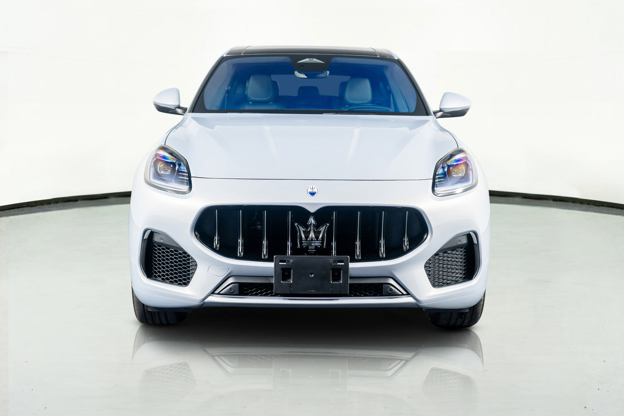 Used 2023 Maserati Grecale GT image 21