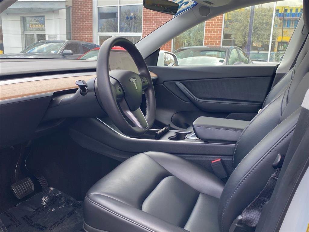 Used 2021 Tesla Model Y Long Range image 11