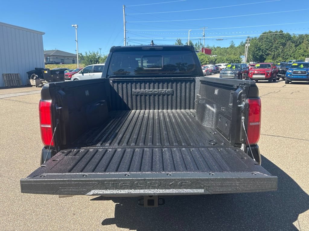 Certified 2026 Toyota Tacoma TRD Off-Road w/ TRD Off Road Upgrade Package AWD/4WD image 16