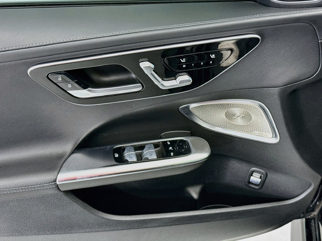 Certified 2024 Mercedes-Benz C 300 Sedan image 22