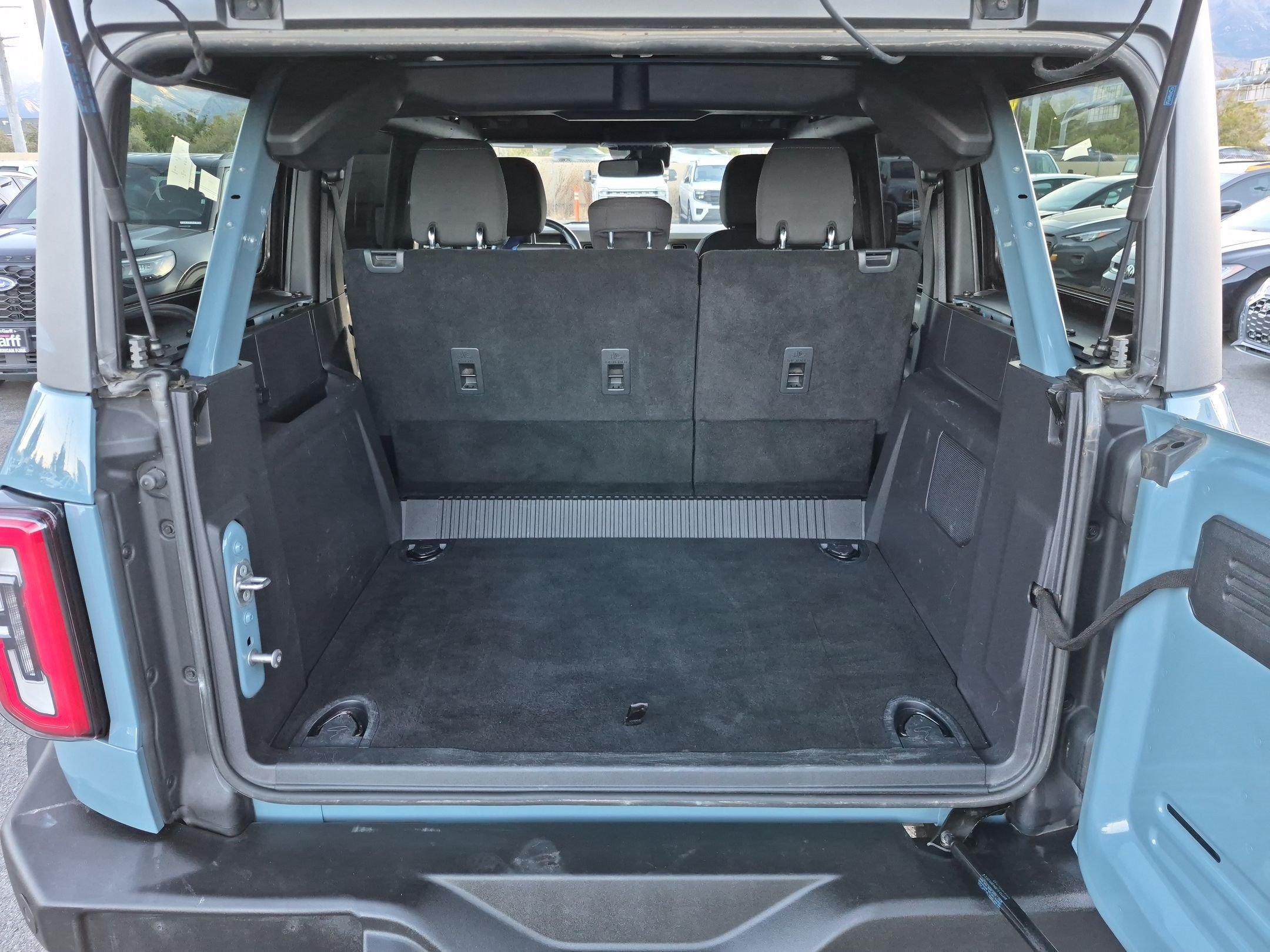 Used 2023 Ford Bronco Wildtrak AWD/4WD image 31