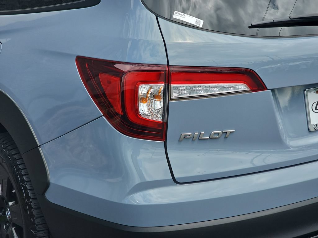 Used 2022 Honda Pilot TrailSport image 34