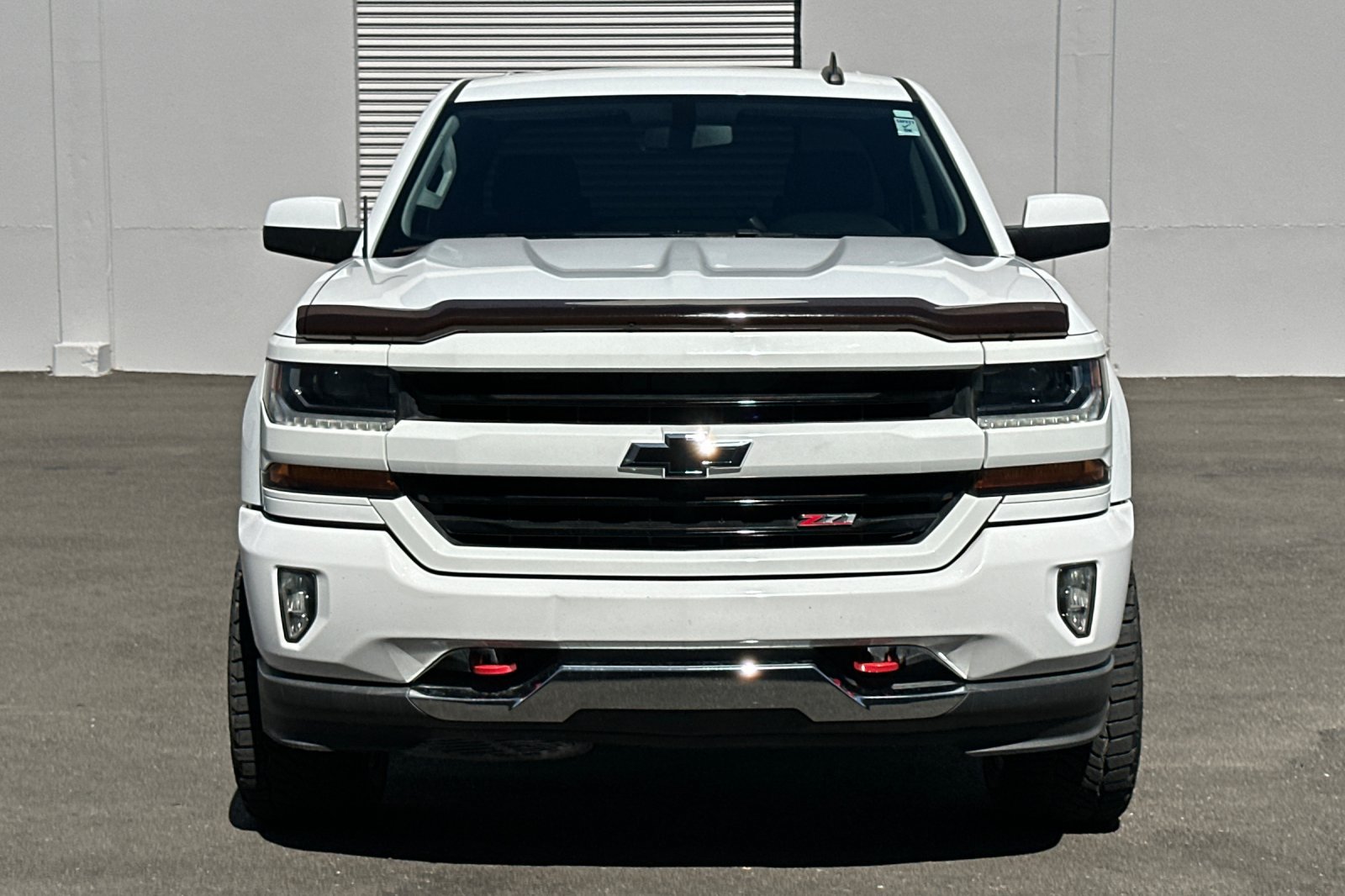 Used 2018 Chevrolet Silverado 1500 LT w/ All Star Edition AWD/4WD image 9