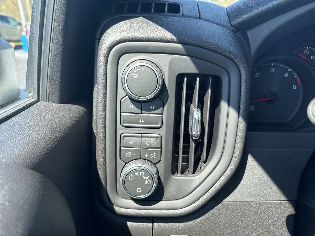 New 2026 Chevrolet Silverado 2500 Custom w/ Custom Value Package AWD/4WD image 14