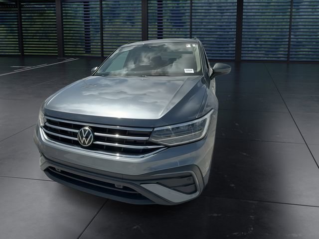 Used 2023 Volkswagen Tiguan S FWD image 3