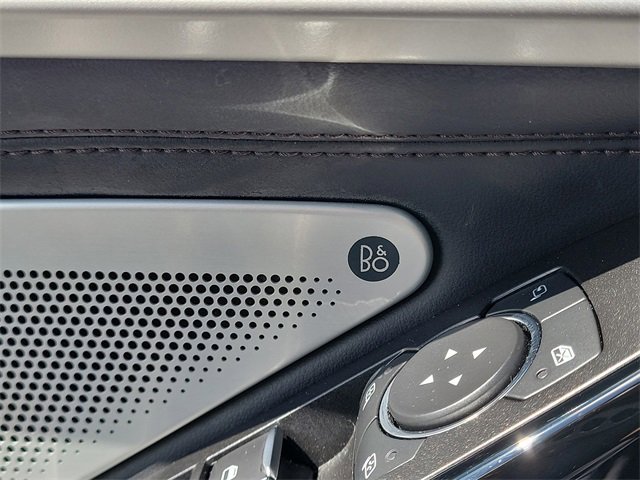 Used 2023 Ford Explorer Platinum w/ Technology Package image 29