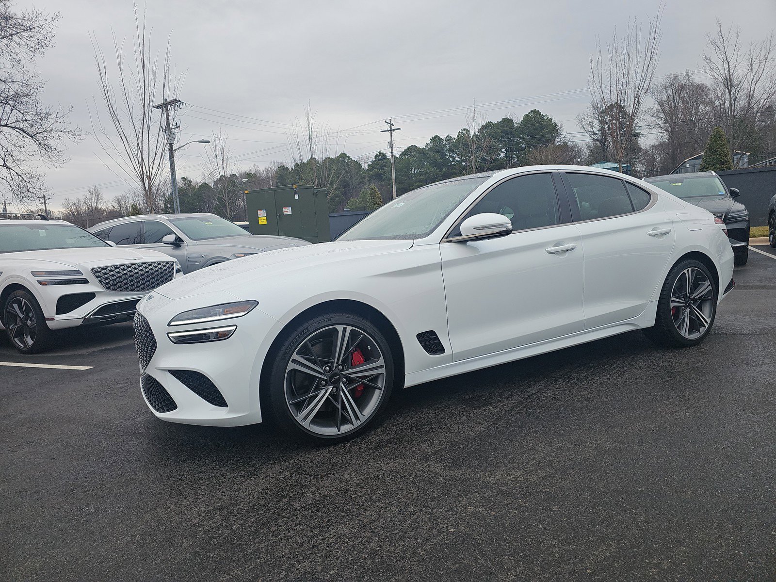 Used 2025 Genesis G70 3.3T Advanced image 1