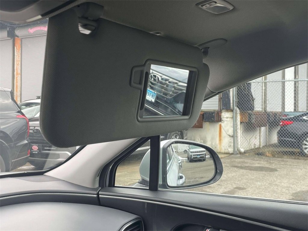 Used 2023 Hyundai Santa Fe SE image 31