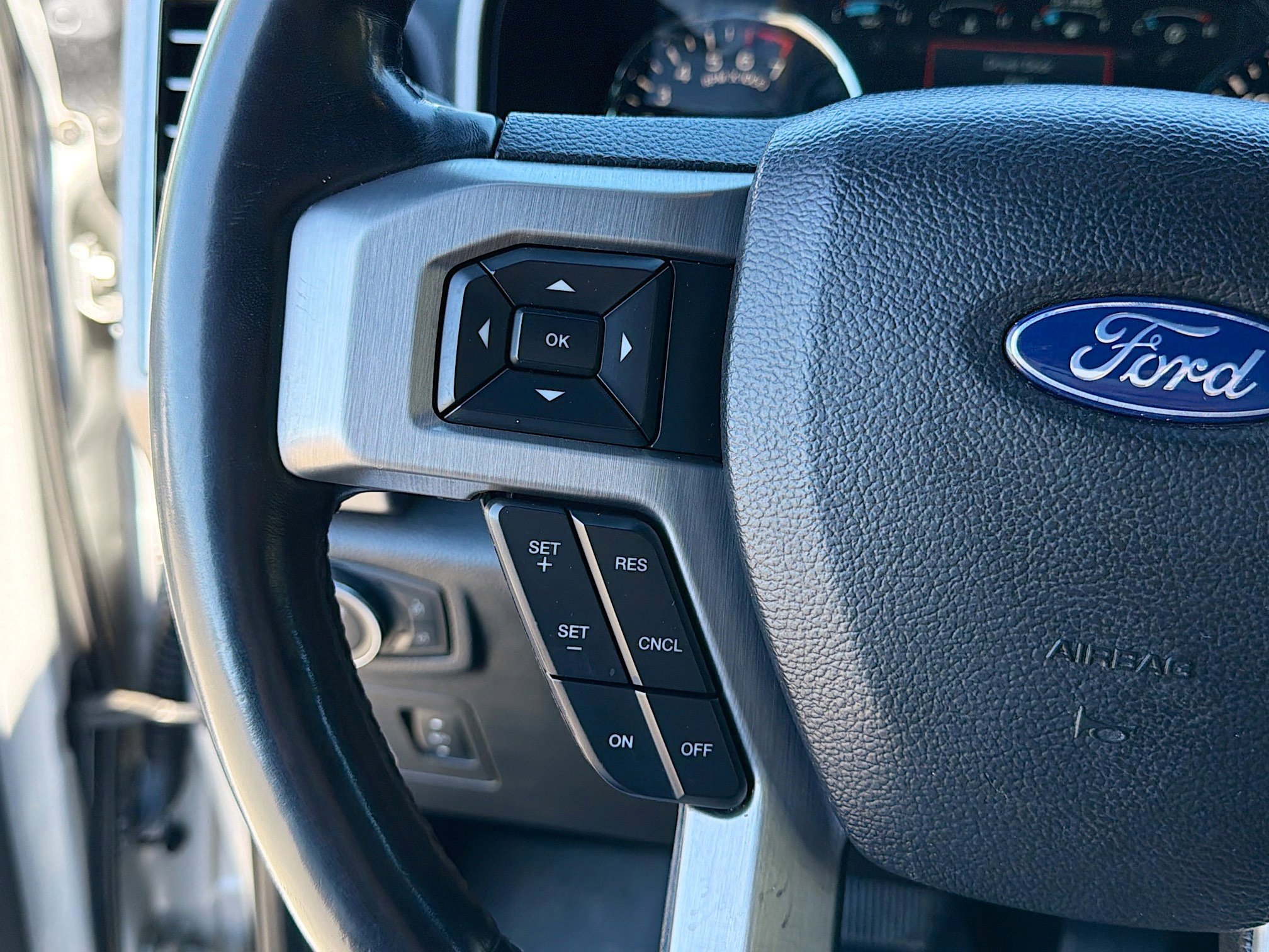 Used 2019 Ford F150 Platinum AWD/4WD image 35