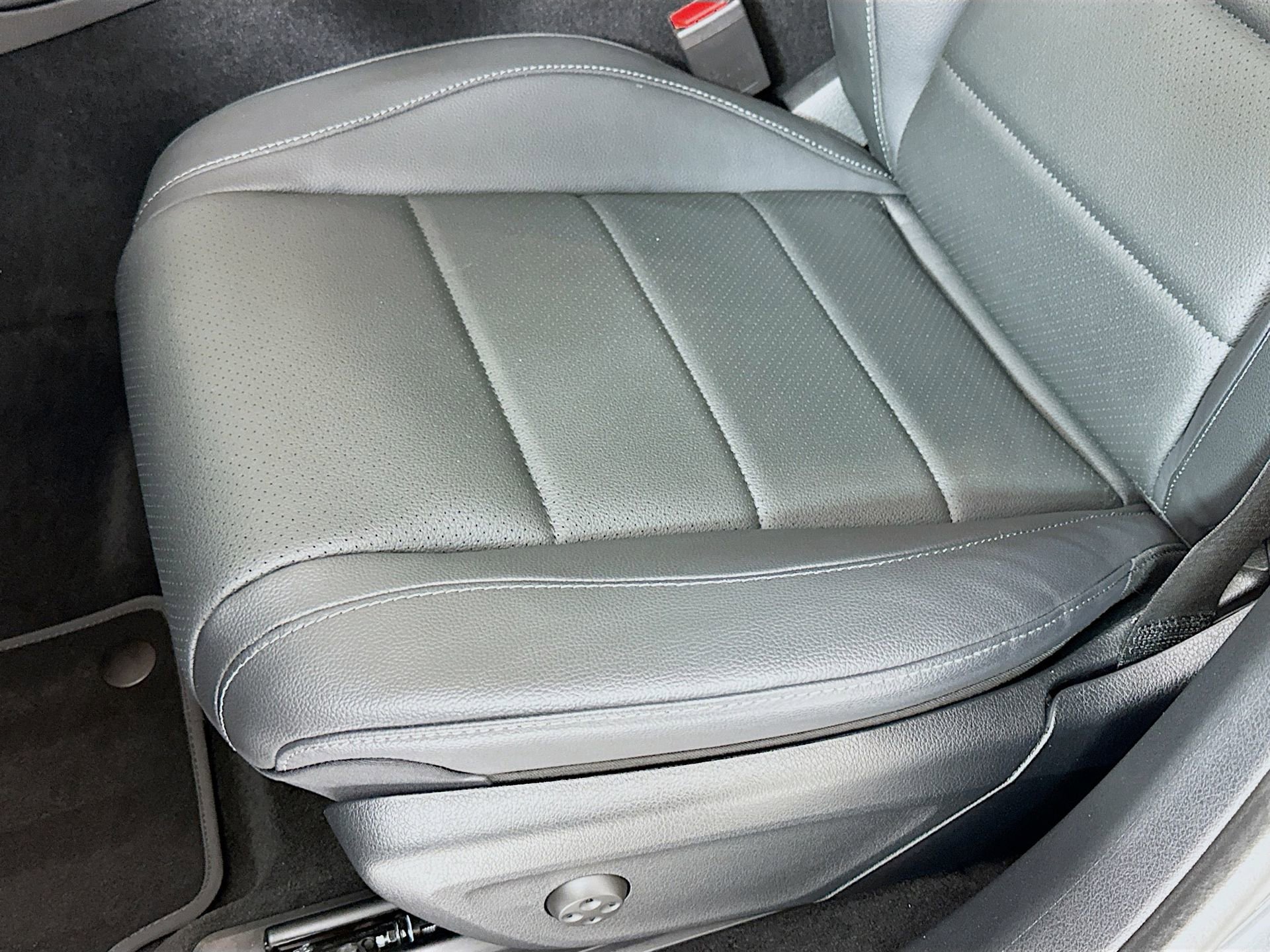 Certified 2025 Mercedes-Benz GLE 350 4MATIC image 21