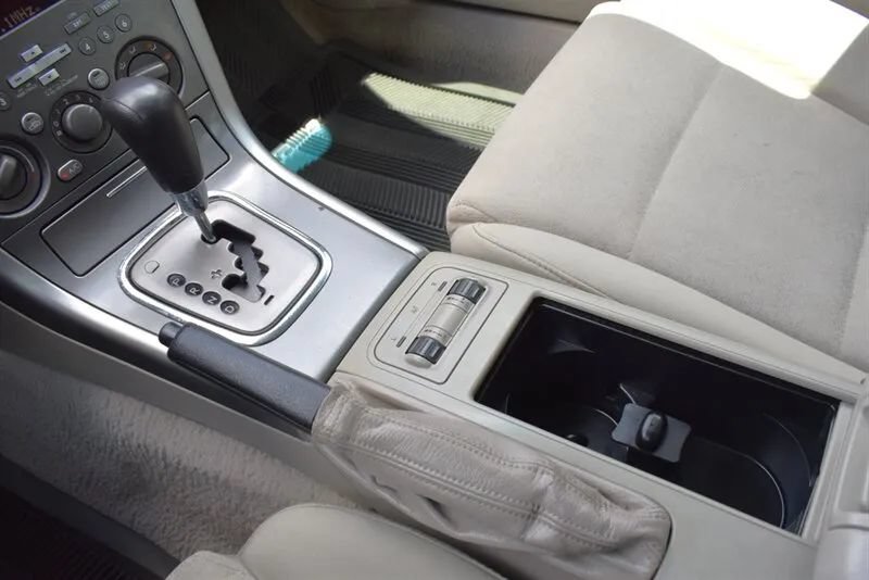 Used 2008 Subaru Outback 2.5i L.L. Bean AWD/4WD image 20