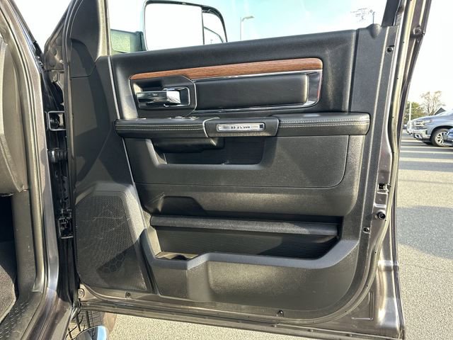 Used 2016 RAM 1500 Laramie w/ Convenience Group image 34