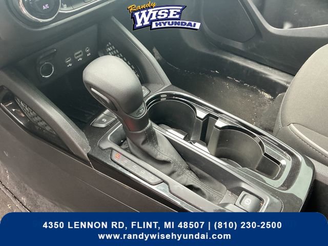 Used 2023 Chevrolet TrailBlazer LT w/ Convenience Package AWD/4WD image 23