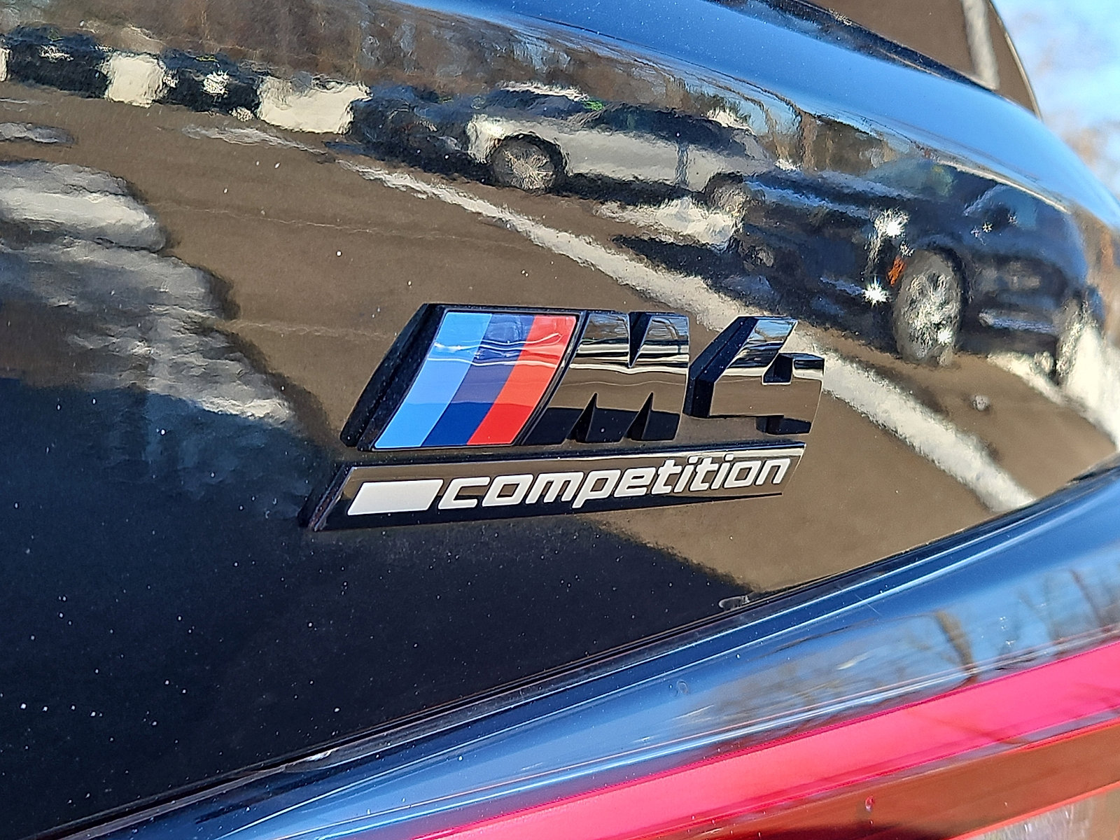 Used 2021 BMW M4 Competition w/ Executive Package image 32