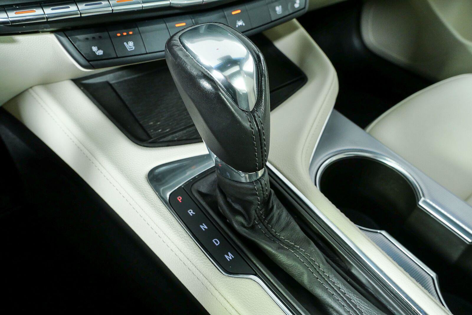 Used 2021 Cadillac CT4 Premium Luxury RWD image 17