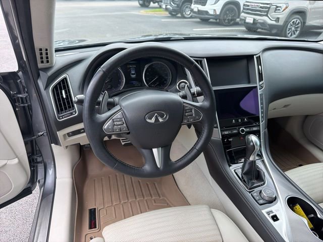 Used 2017 INFINITI Q50 Red Sport 400 image 10